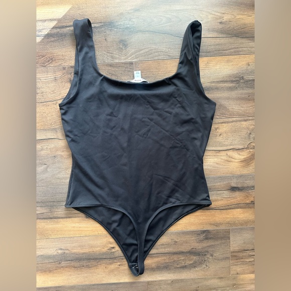 And Now This Black Bodysuit – Size Large - Picture 2 of 5